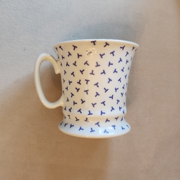 Tiffany & Co. Mug Dancing T's Retired Design - Picture 2 of 5